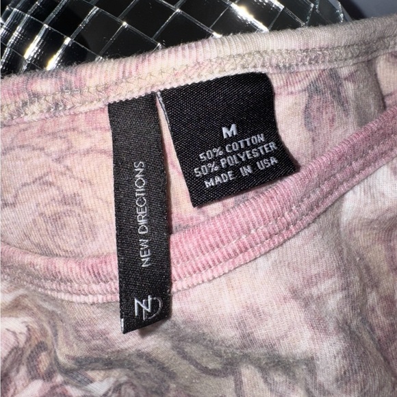New Directions Pink Rose Script Print Top‎ M USA Romantic Floral Long Sleeve Y2K - Picture 4 of 6